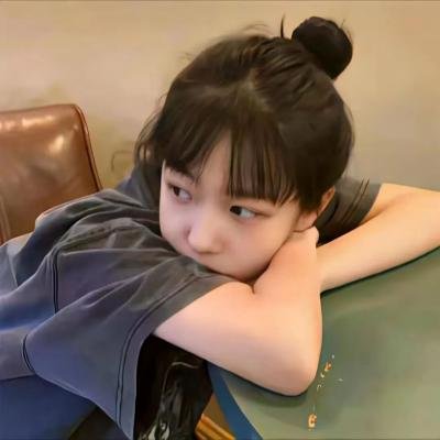 邻家秘事封面